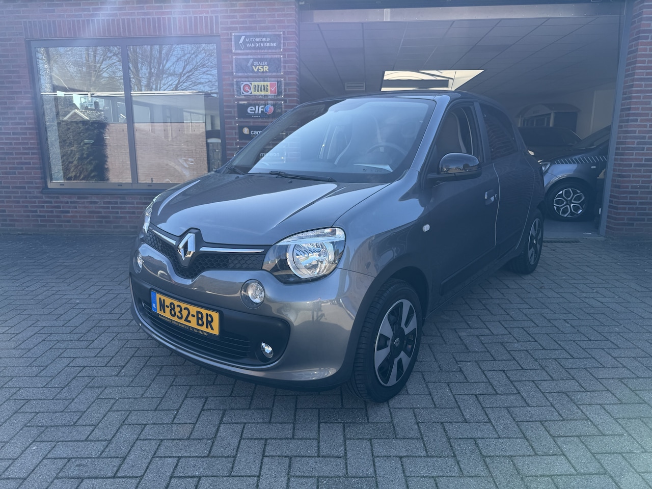 Renault Twingo - 1.0 SCe Limited 1.0 SCe Limited - AutoWereld.nl