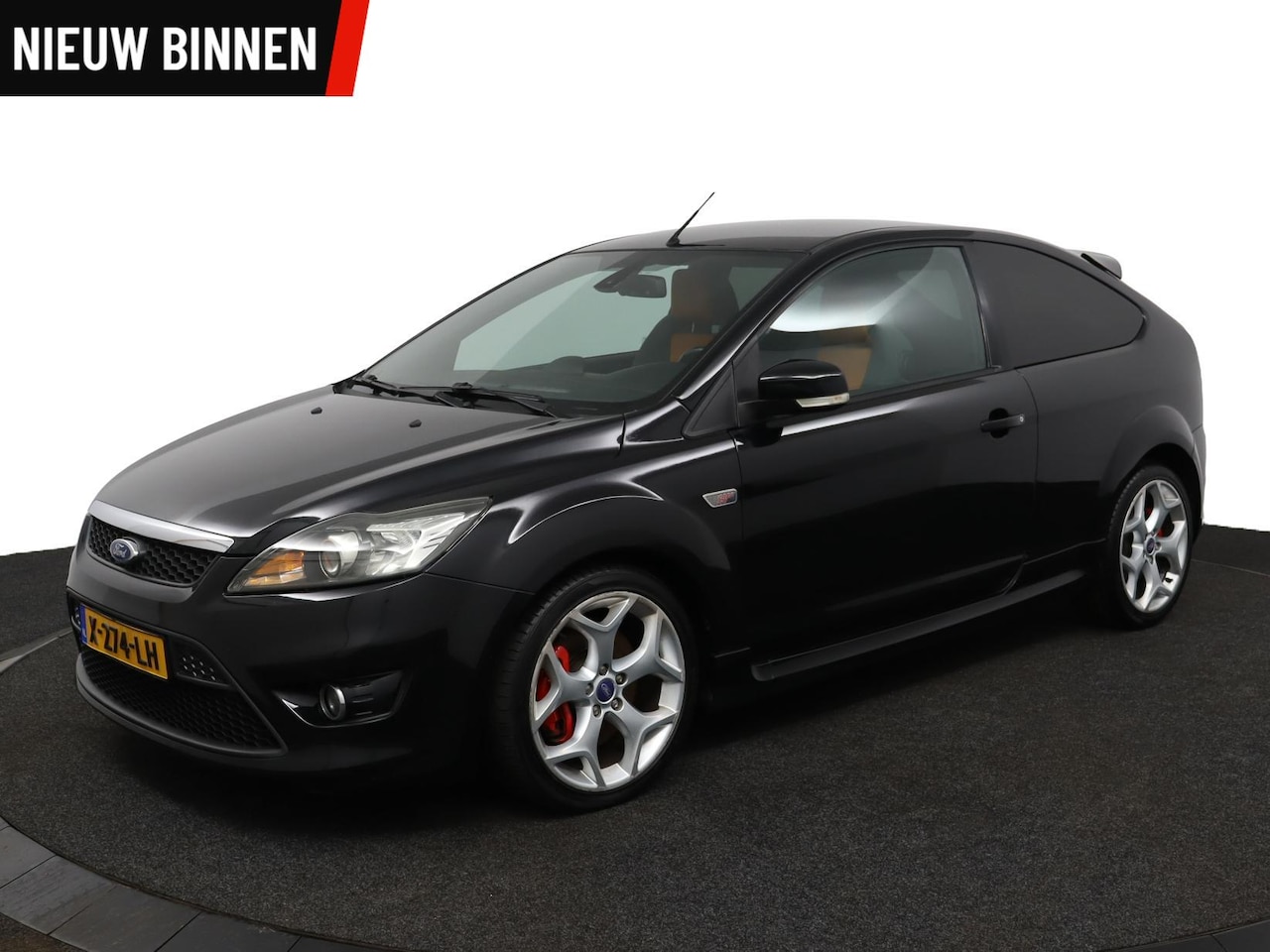 Ford Focus - 2.5 ST 225PK Recardo - AutoWereld.nl