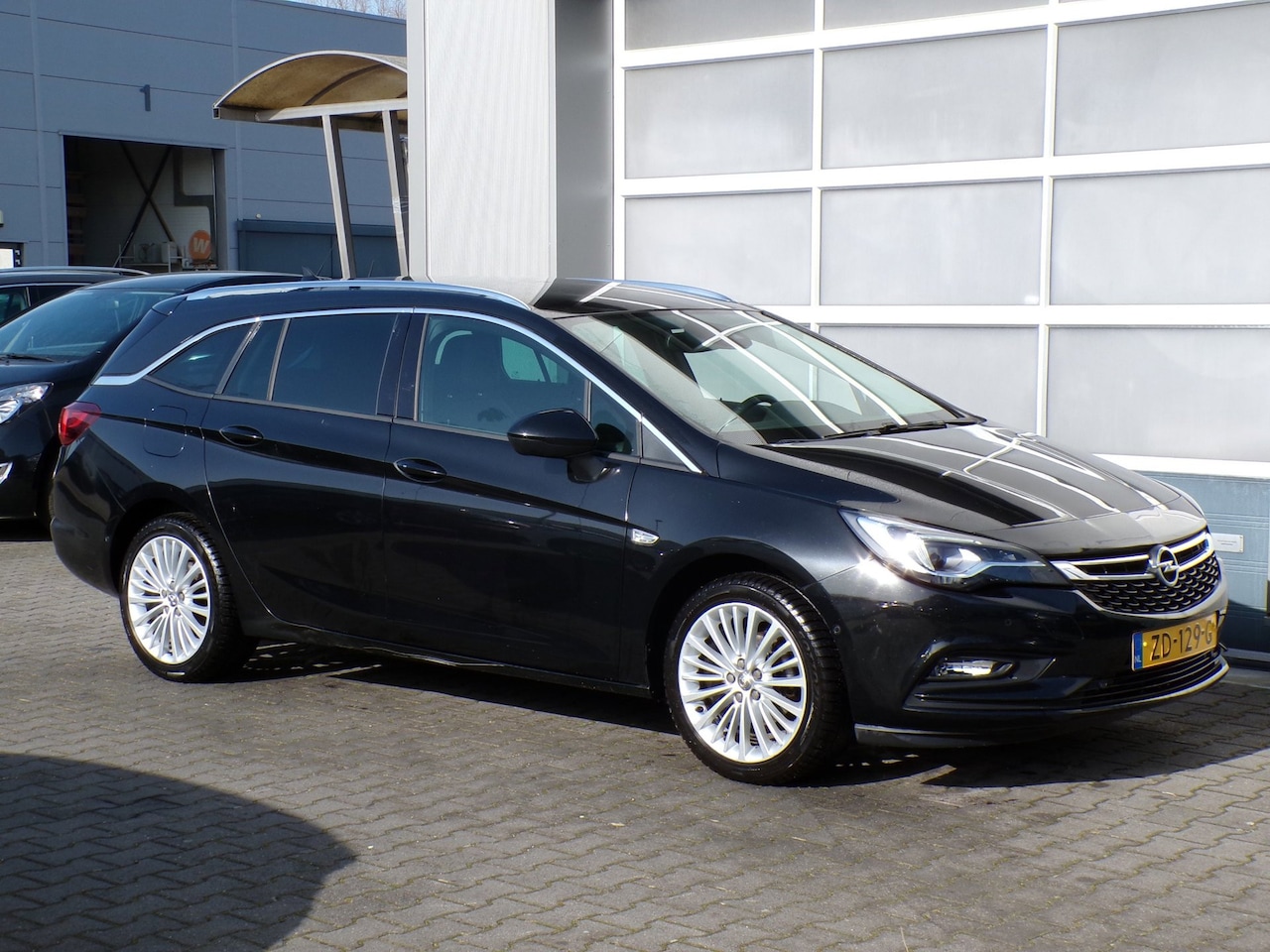Opel Astra Sports Tourer - 1.4 Turbo Innovation Clima/Navi/Trekhaak!! - AutoWereld.nl