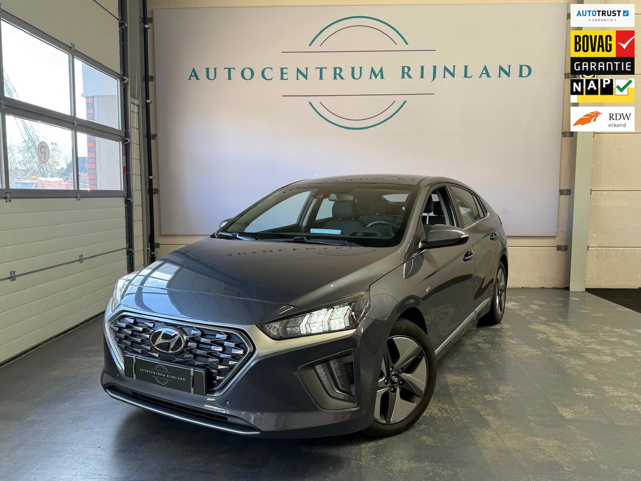 Hyundai IONIQ - Hybrid 1.6 GDi Comfort - Plus Automaat 1 Jaar Bovag garantie - AutoWereld.nl