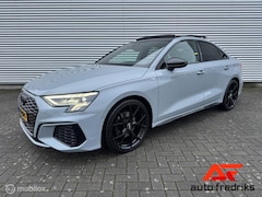 Audi A3 Limousine - 35 TFSI S-Line | Panorama dak | Stoelverwarming |