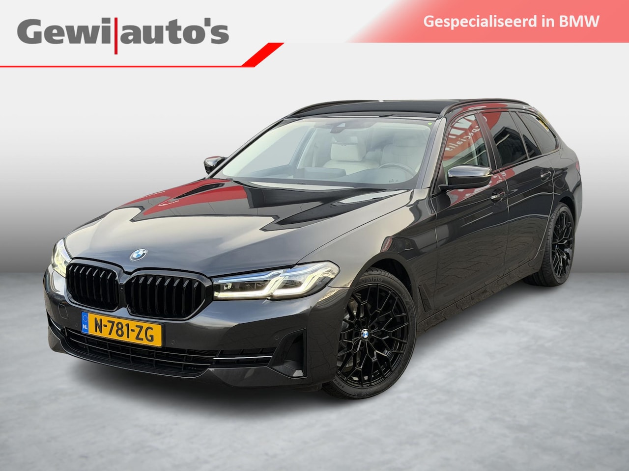BMW 5-serie Touring - 520i Comfortzetels/Laser/Org. NL - AutoWereld.nl