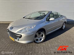 Peugeot 307 CC - 2.0-16V | Stoelverwarming | Trekhaak |