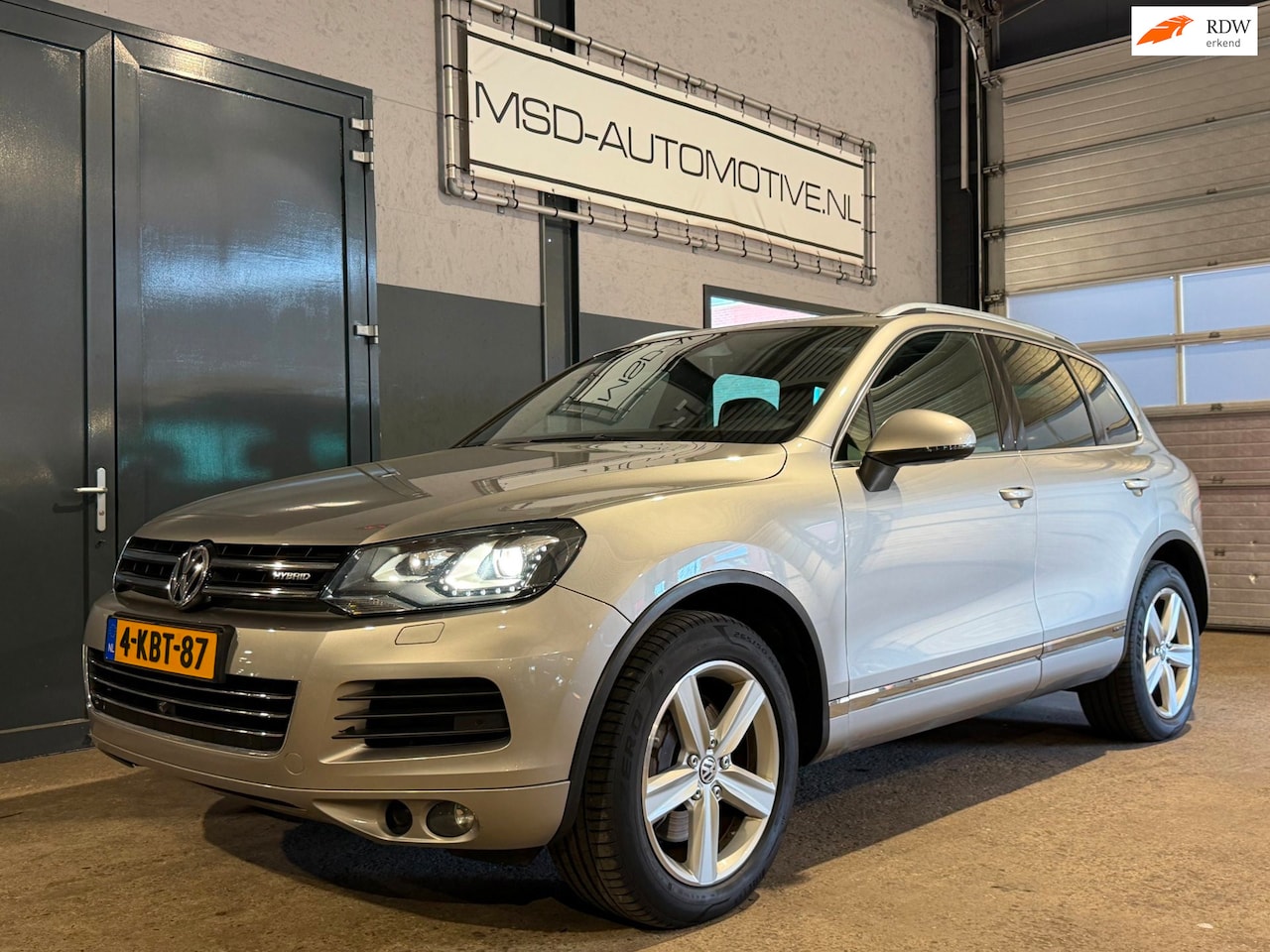 Volkswagen Touareg - 3.0 TSI Hybrid Highline|Dealeronderh|Stoelkoeling+Trekhaak ! - AutoWereld.nl