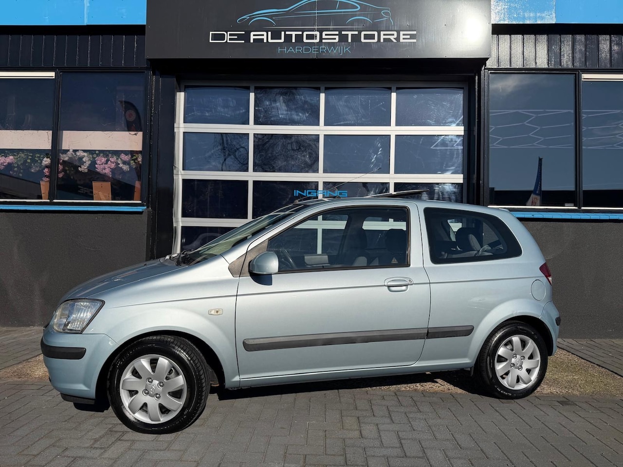 Hyundai Getz - 1.3i Dynamic Sky Airco Elektr Schuif Kanteldak 138 Dkm Zeer Nette Auto !!! - AutoWereld.nl