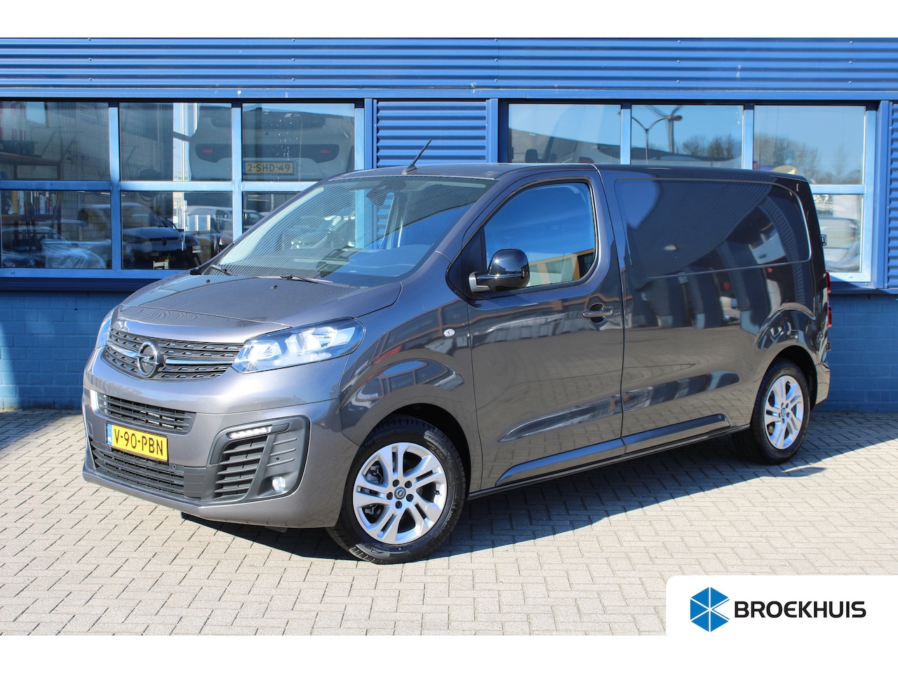 Opel Vivaro - L2 2.0 180PK AUTOMAAT NAVI | CAMERA | 17" VELGEN | NIEUWE AUTO! - AutoWereld.nl