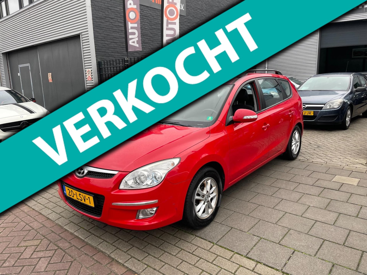Hyundai i30 CW - 1.6i Style 2e Eigenaar! Trekhaak Airco NAP APK - AutoWereld.nl