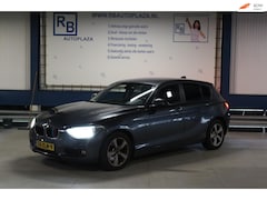 BMW 1-serie - 118i Business+ LEER + CARPLAY + AUTOMAAT