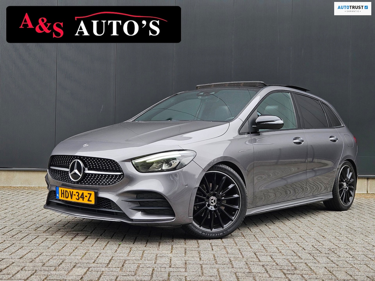 Mercedes-Benz B-klasse - 200d AMG Panoradak Memory Sfeerverlichting Camera Keyless Elektr kofferbak - AutoWereld.nl