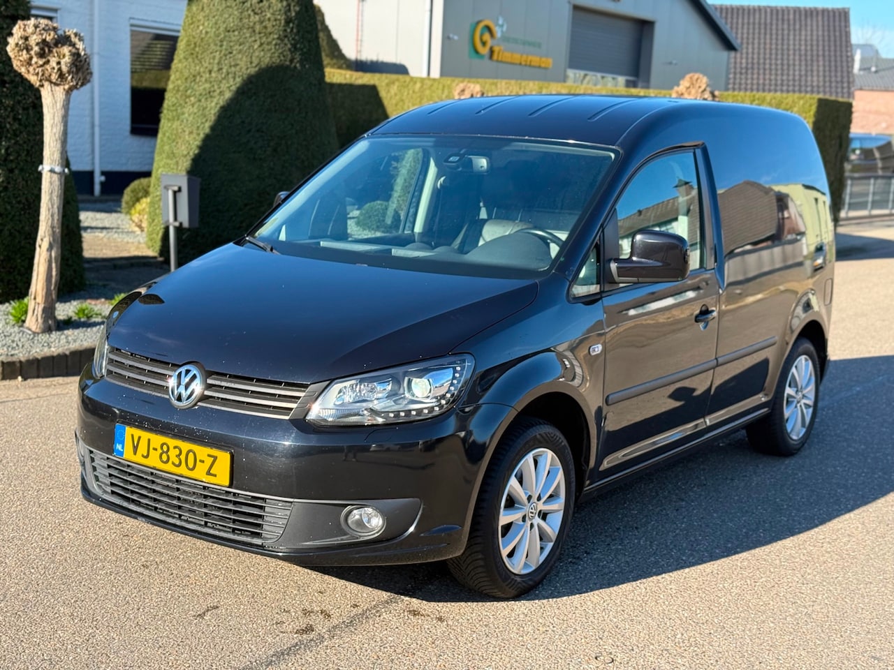 Volkswagen Caddy - 2.0 TDI DSG 2014 Navi/Leder/Stoelverwarming - AutoWereld.nl