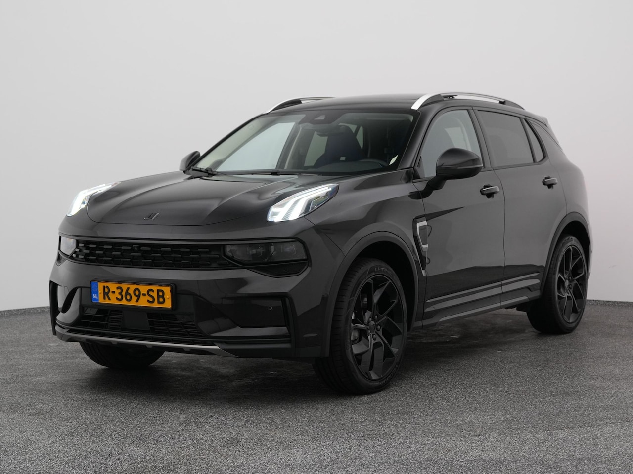Lynk & Co 01 - 1.5 Plug-in Hybrid | 360° | BLACK  | NLD AUTO - AutoWereld.nl