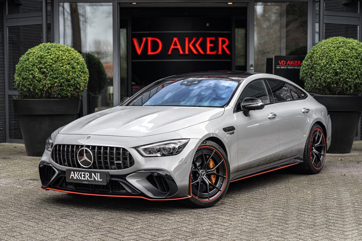 Mercedes-Benz AMG GT - AMG GT 63 S E-Performance F1 Edition | Keram. RemSchijv. | 843 pk | Night Pakket - AutoWereld.nl