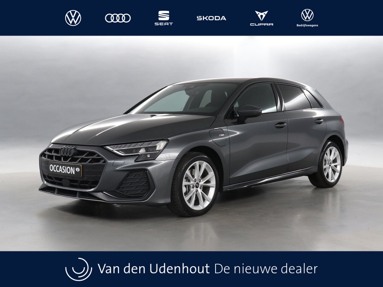 Audi A3 Sportback - 40 TFSI 204pk e S edition S-Tronic / Navigatie / Stoelverwarming / Camera - AutoWereld.nl