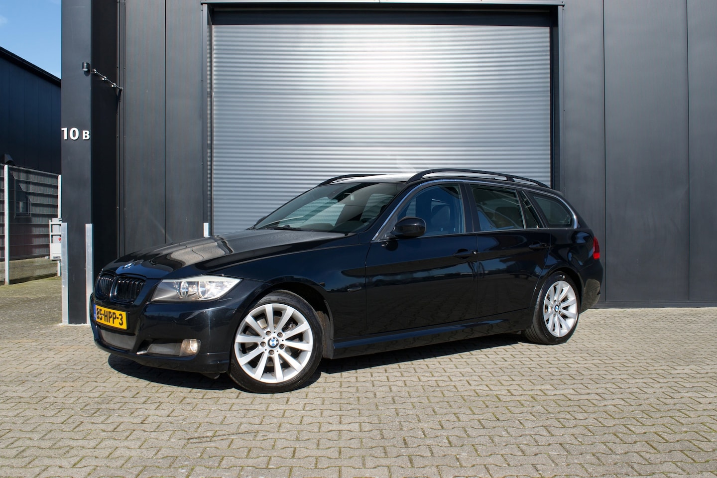 BMW 3-serie Touring - 325i Automaat, Carplay, leer - AutoWereld.nl