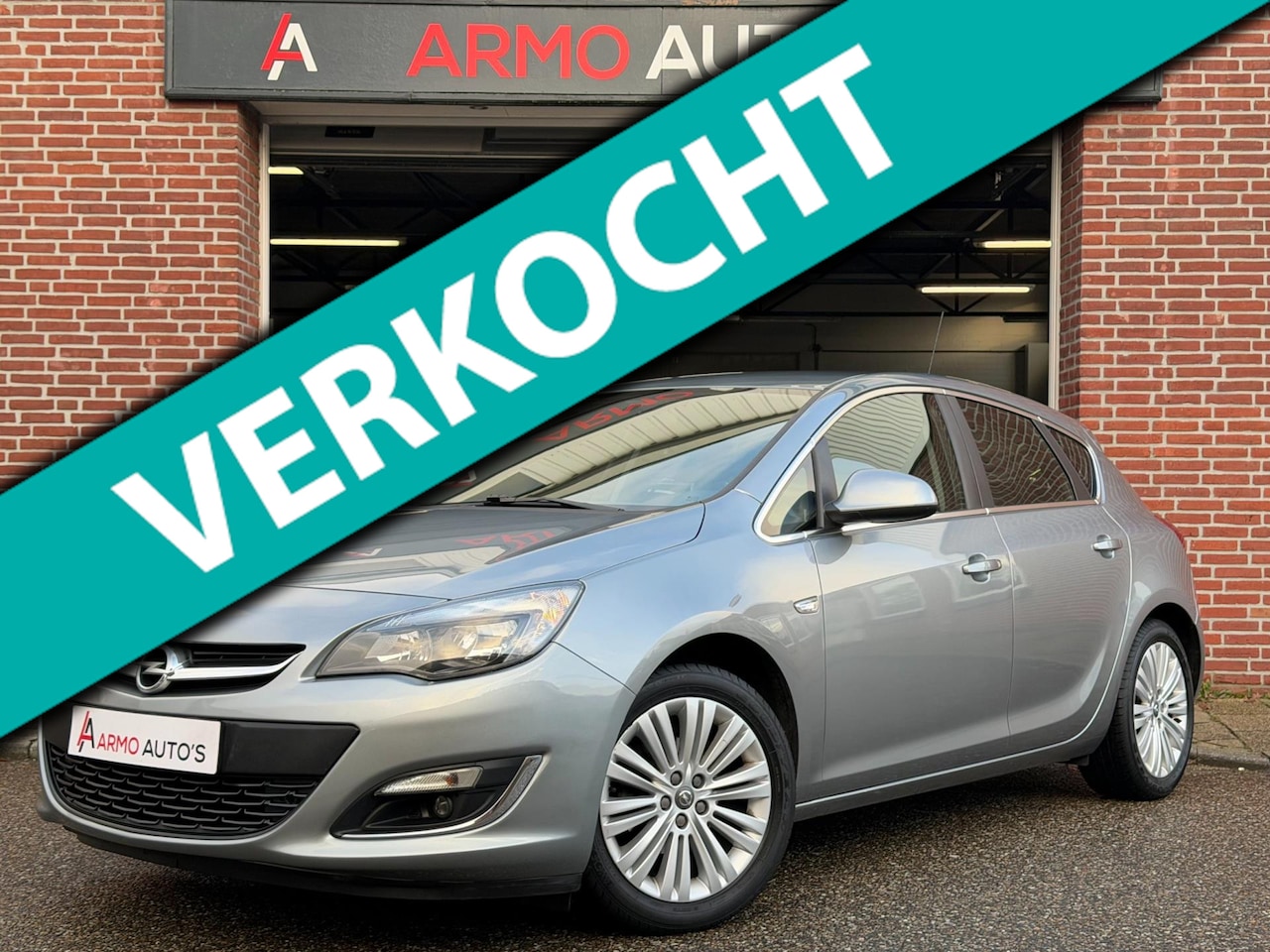 Opel Astra - 1.4 Cosmo | Airco | Cruise | Rijklaar - AutoWereld.nl