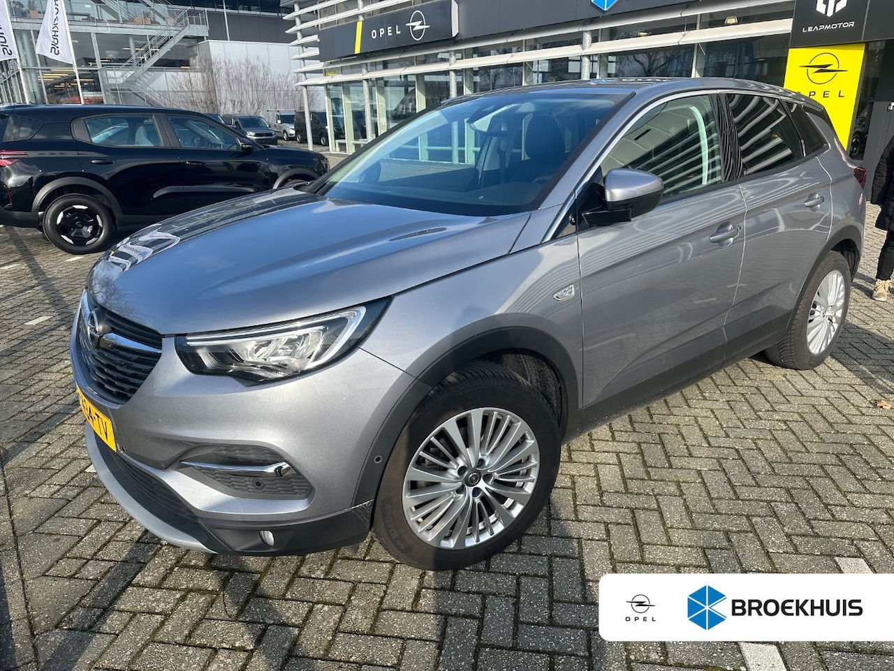 Opel Grandland X - 1.2 Turbo Innovation | Achteruitrijcamera | Apple Carplay/Android Auto|telefoonintegratie - AutoWereld.nl