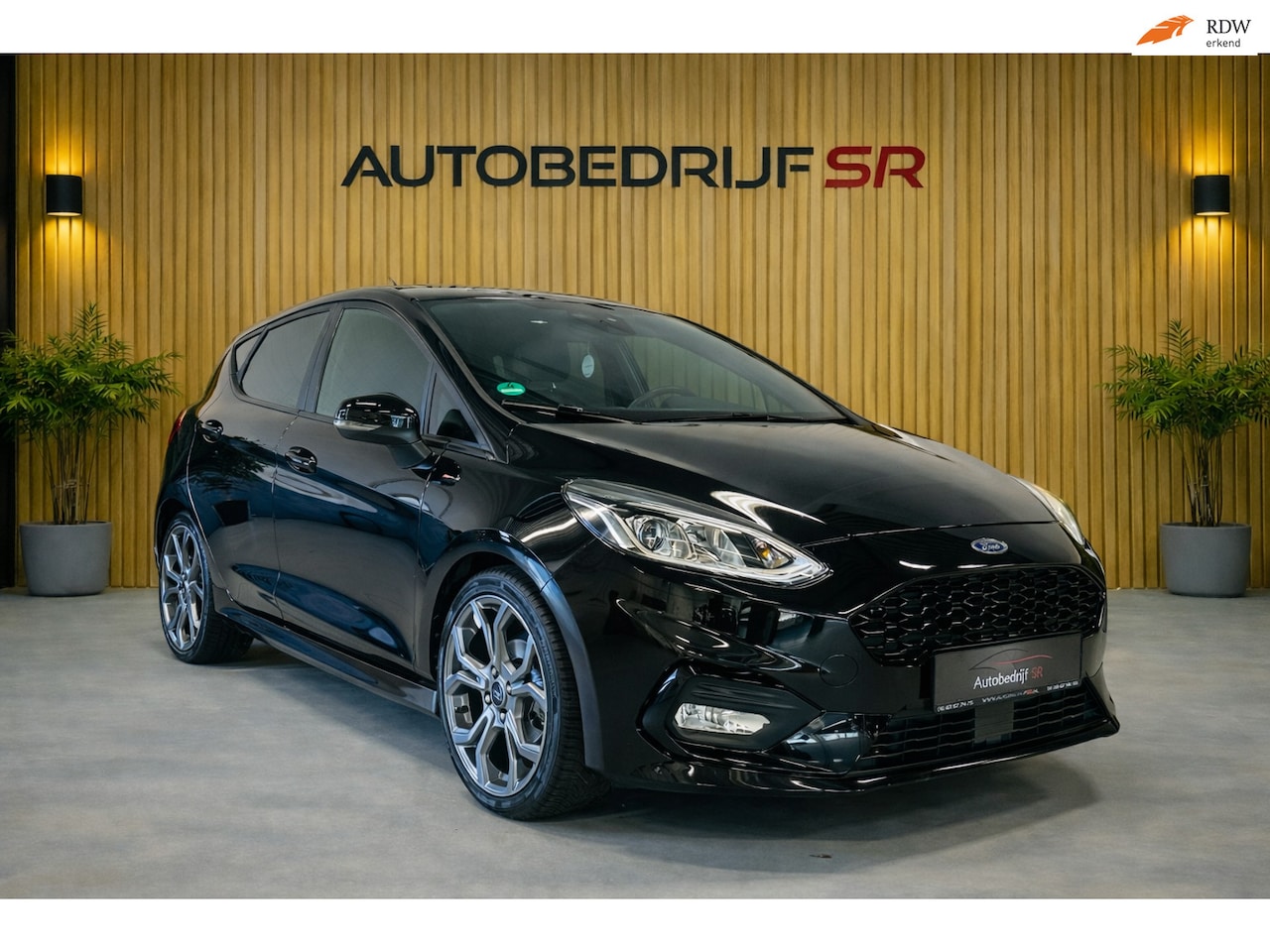 Ford Fiesta - 1.0 EcoBoost ST-Line Led! 5 Deurs! Zwart! Elektr Pakket! Lane Assist! PDC! - AutoWereld.nl