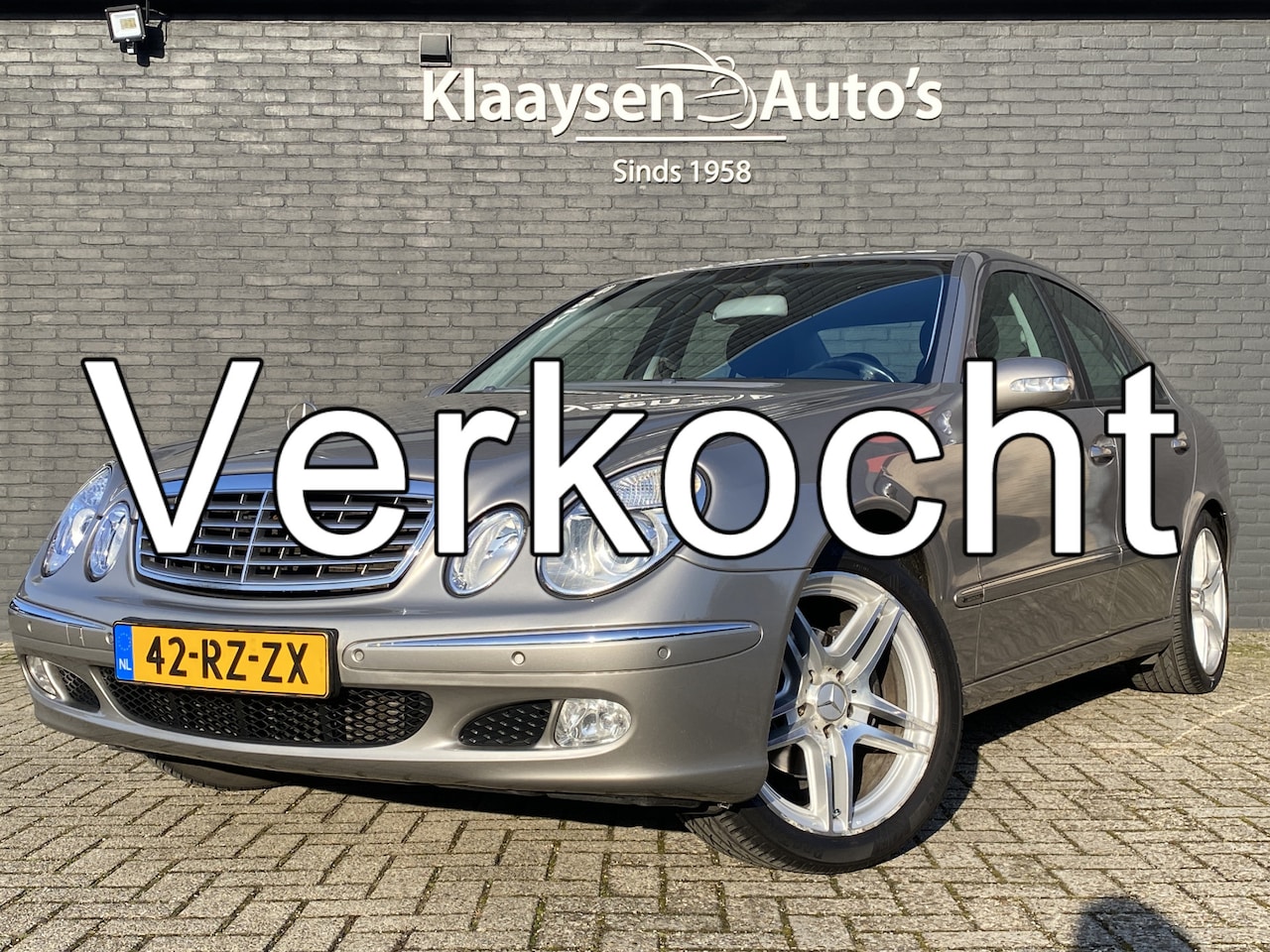 Mercedes-Benz E-klasse - 200 K. Elegance 164 pk AUT. | navigatie | climate control | 18 inch velgen | zonnerollo | - AutoWereld.nl