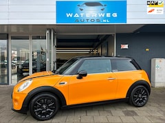 MINI Cooper - 1.5 First Born Edition Navi/Clima/PDC