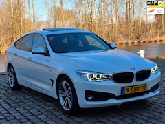 BMW 3-serie Gran Turismo - 320i xDrive High Executive Automaat panorama dak leerbekeleding stoelverwarming cruis cont