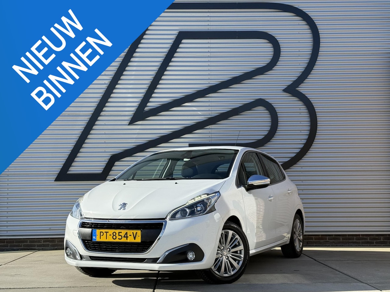 Peugeot 208 - 1.2 PureTech Blue Lease Executive 2e Eigenaar|Navi|Clima|Cruise|PDC|Carplay|N.A.P|APK tot - AutoWereld.nl