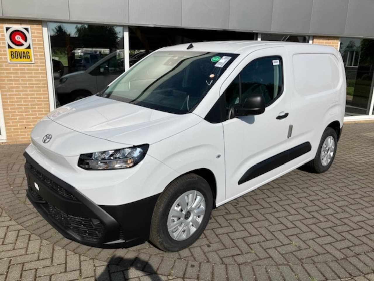 Toyota PROACE CITY Electric - 50 kWh 320km r Comfort 50 kWh - AutoWereld.nl