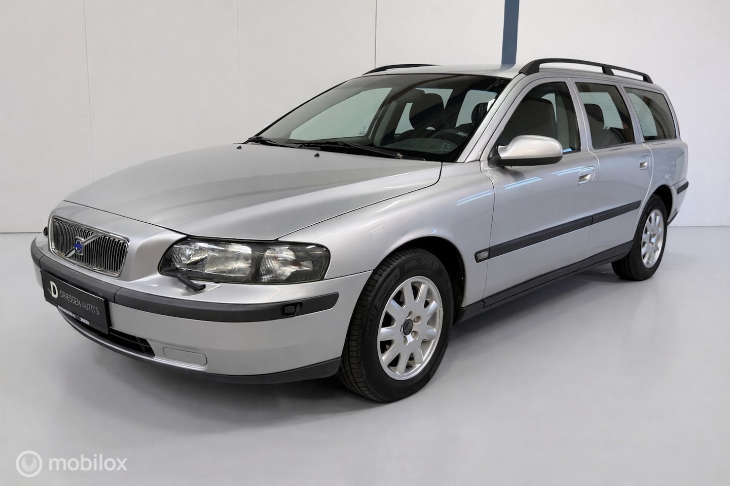 Volvo V70 - 2.4 Comfort Line 1E EIGENAAR - AutoWereld.nl