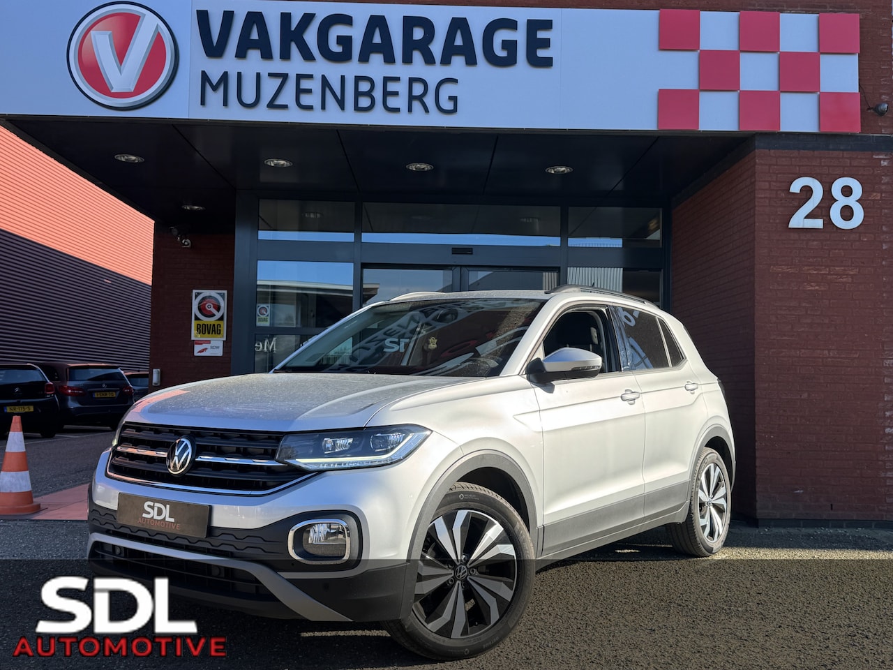 Volkswagen T-Cross - 1.0 TSI Style // VIRTUAL COCKPIT // NAVI // CAMERA // CLIMA // STOELVERWARMING // ADAPTIVE - AutoWereld.nl