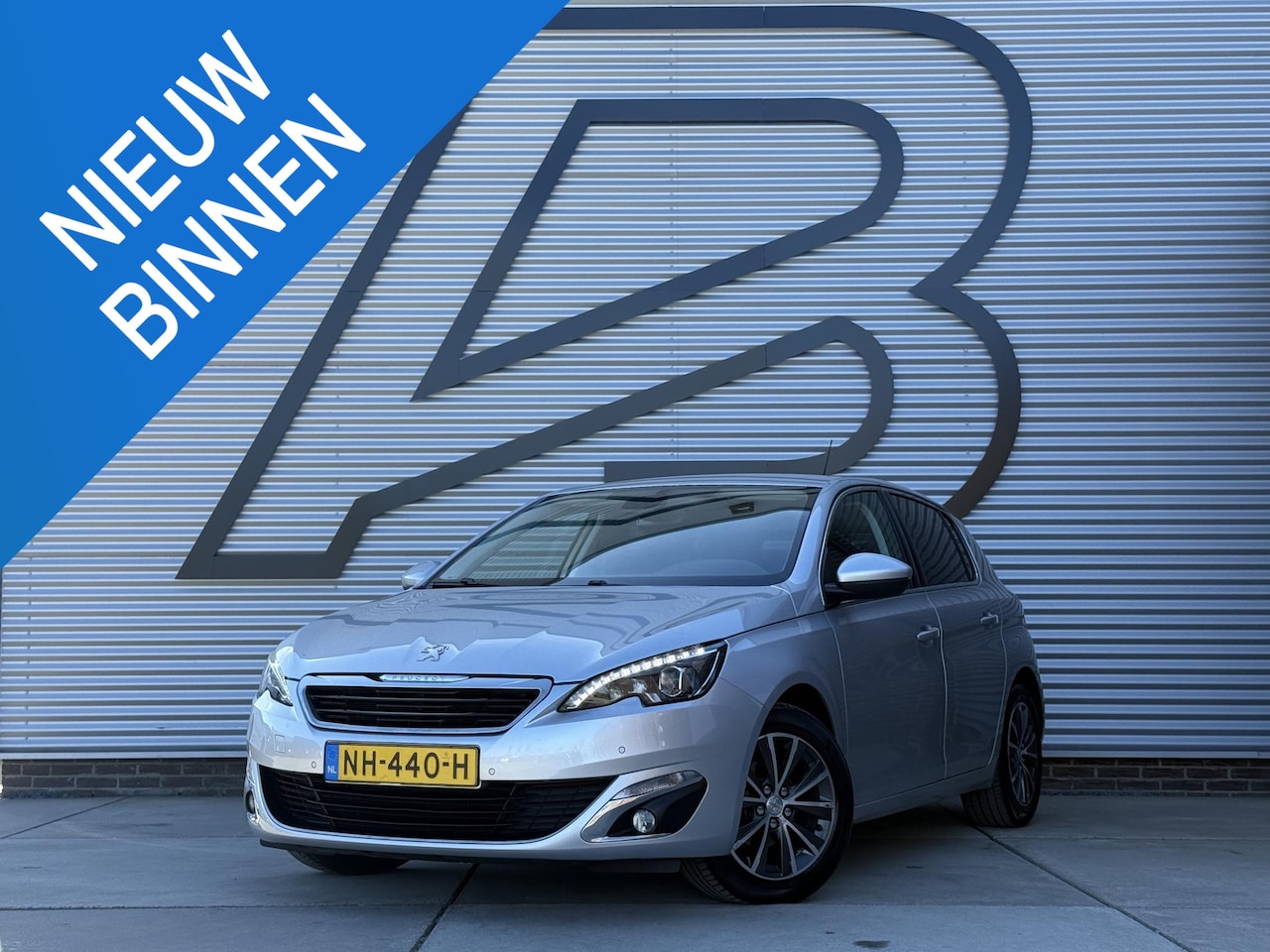 Peugeot 308 - 1.2 PureTech Allure 2e Eigenaar|Navi|Clima|Cruise|PDC|N.A.P|APK tot 02-2027 - AutoWereld.nl