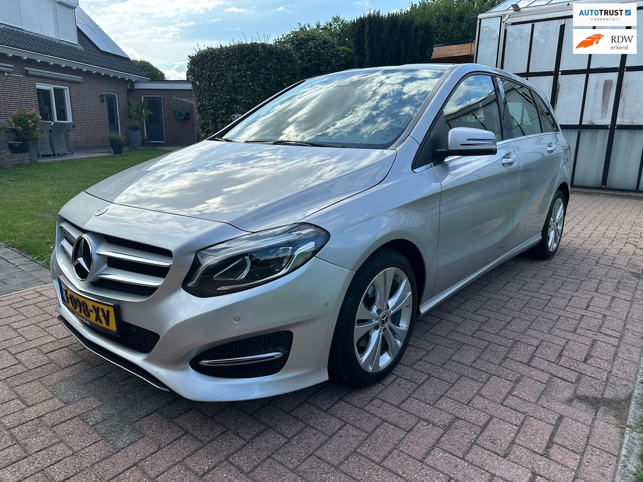 Mercedes-Benz B-klasse - 200 Prestige Trekhaak LED - AutoWereld.nl