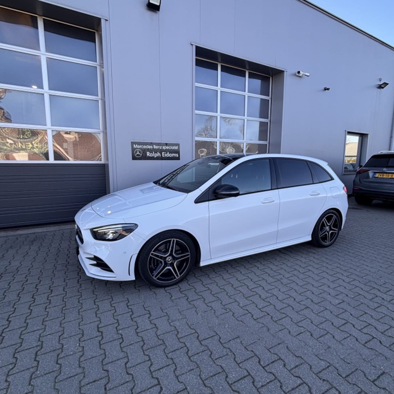 Mercedes-Benz B-klasse - 250 Premium 250 Premium - AutoWereld.nl