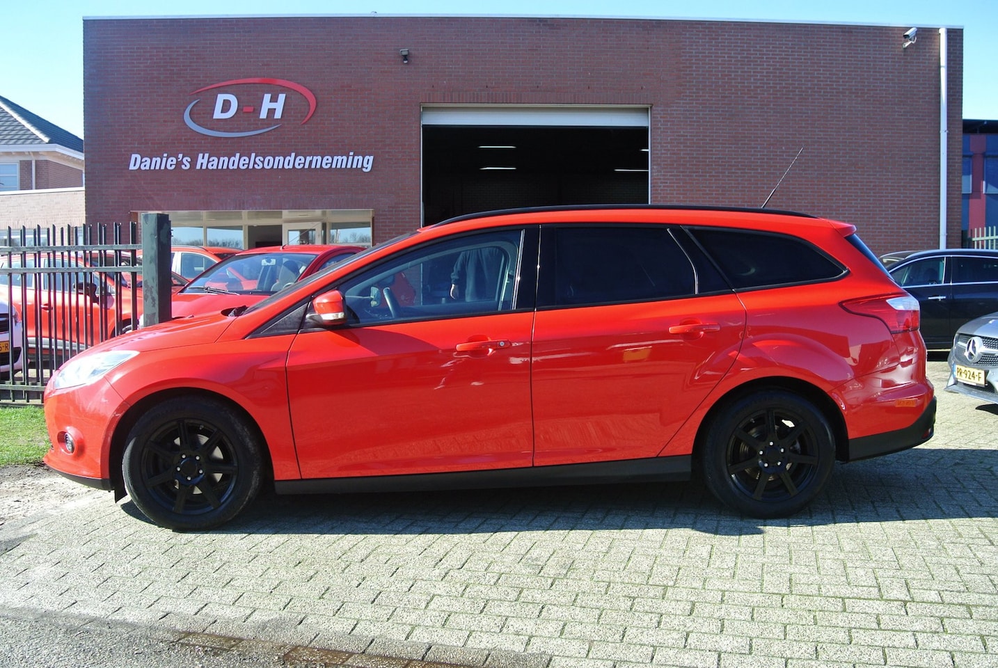 Ford Focus Wagon - 1.0 EcoBoost Edition airco apk 26-02-2027 inruil mogelijk nap - AutoWereld.nl