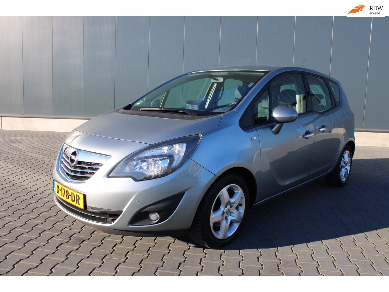 Opel Meriva - 1.4 Turbo Cosmo RIJKLAARPRIJS INCL. 12 MAANDEN GARANTIE - AutoWereld.nl