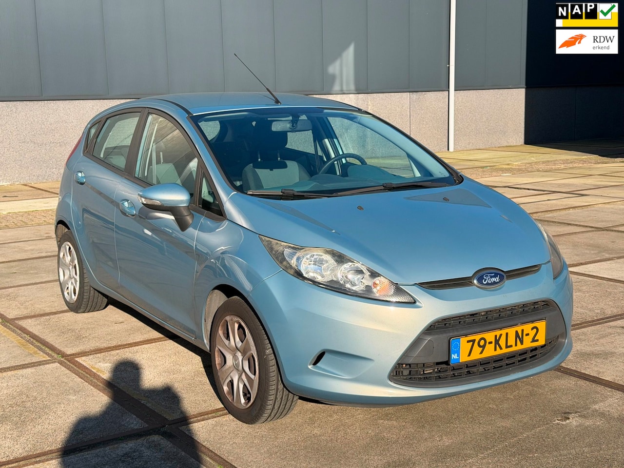 Ford Fiesta - 1.25 Limited met airco, zeer mooi, lage km stand - AutoWereld.nl