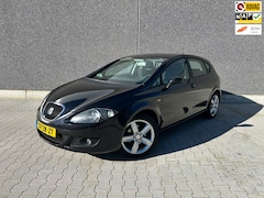 SEAT Leon - 1.6 Sport-up | AIRCO | AUX | ELEK RAMEN | CC | APK T/M 14-3-2027 | AFLEVERBEURT | COMPLEET