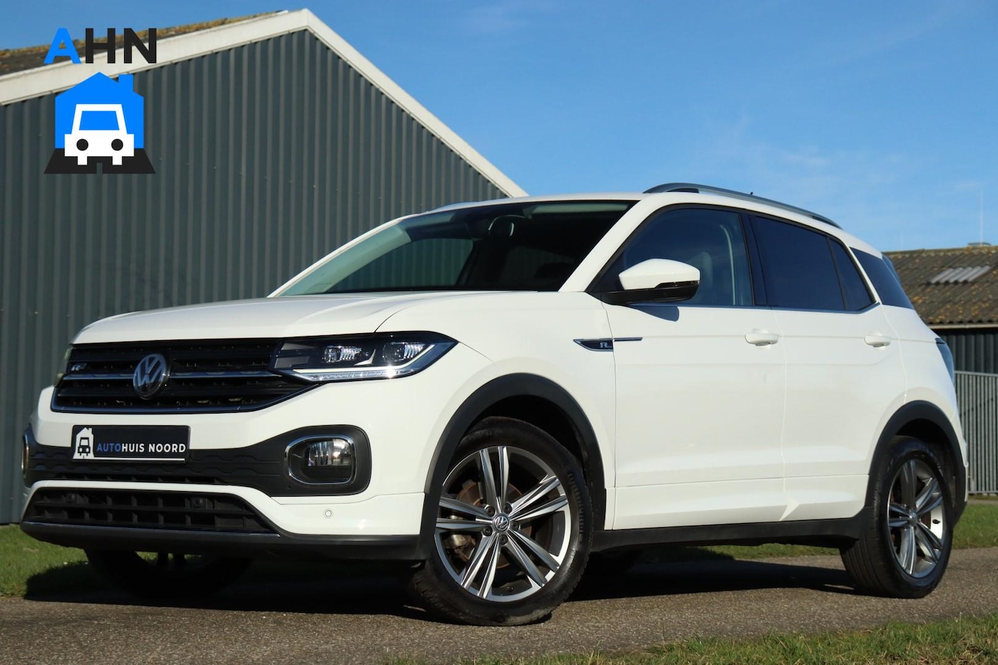 Volkswagen T-Cross - 1.0 TSI R-Line / 115PK / DSG / Camera / LED / Virtual Cockpit / Keyless / 17"! - AutoWereld.nl