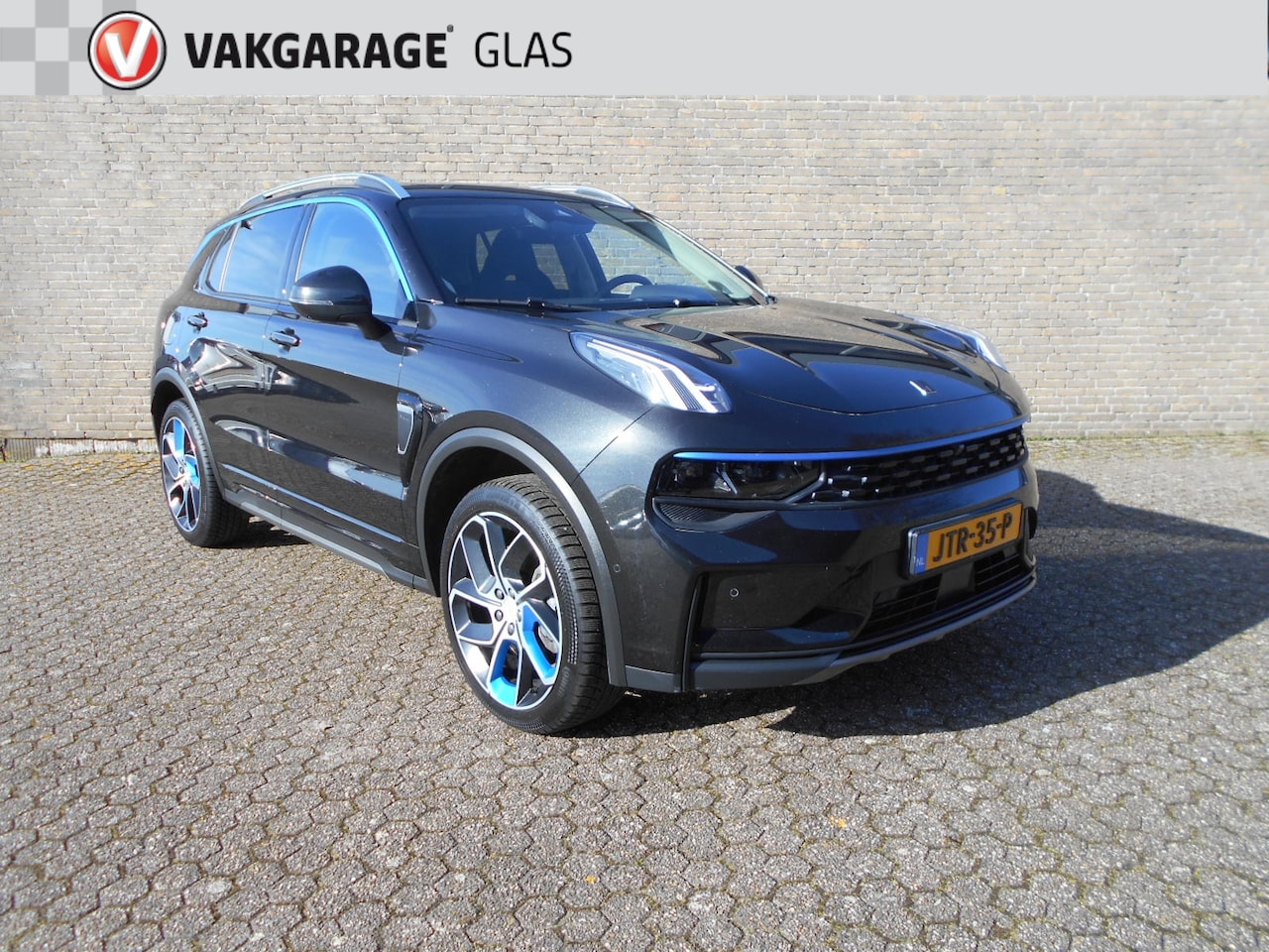 Lynk & Co 01 - 1.5TD 261pk PHEV 7DCTH Appel Carplay / Panodak - AutoWereld.nl