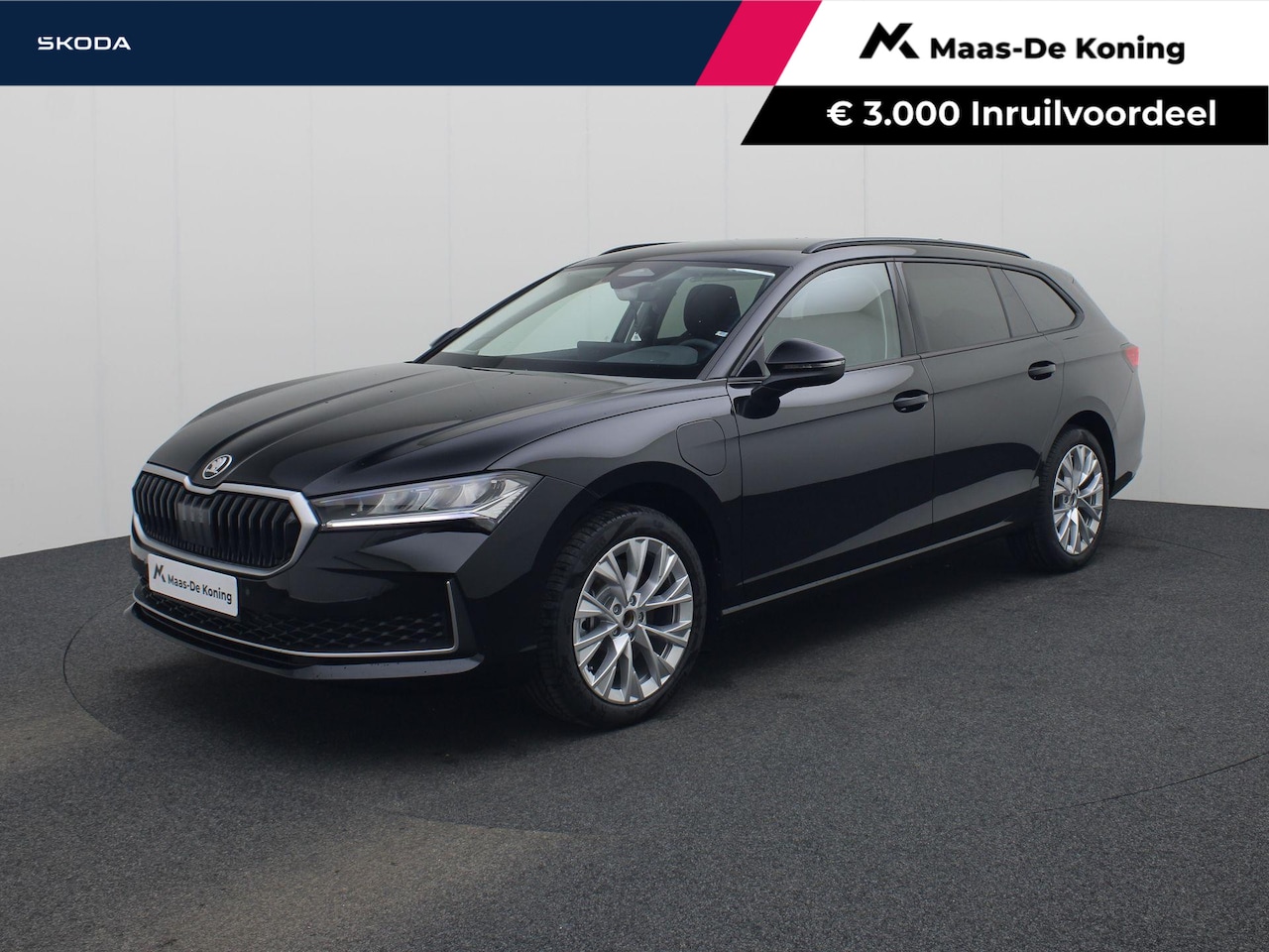 Skoda Superb Combi - Business Edition 1.5 TSI PHEV 150 kW / 204 PK Comb | 18'' Lichtmetalen Velgen | Akoestisch - AutoWereld.nl