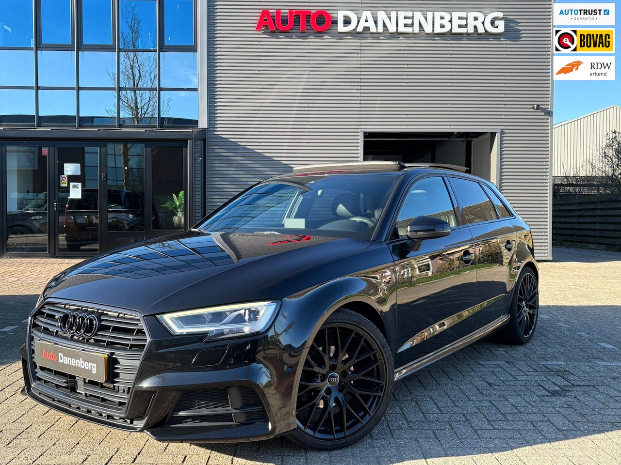 Audi A3 Sportback - 35 TFSI S-LINE AUTOMAAT,PANO,LEER,DIGIDASH,BLACK - AutoWereld.nl
