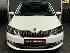 Skoda Fabia Combi - 1.0 TSI Clever AIRCO NAVI CARPLAY CRUISE NAP STOELVERWARMING