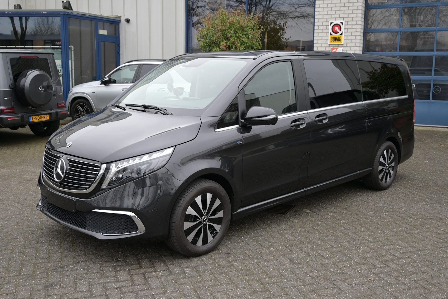 Mercedes-Benz EQV - 300 L3 Avantgarde 90 kWh Excl BTW, Airmatic/Luchtvering, 8 pers. Comfort stoelen, Electris - AutoWereld.nl