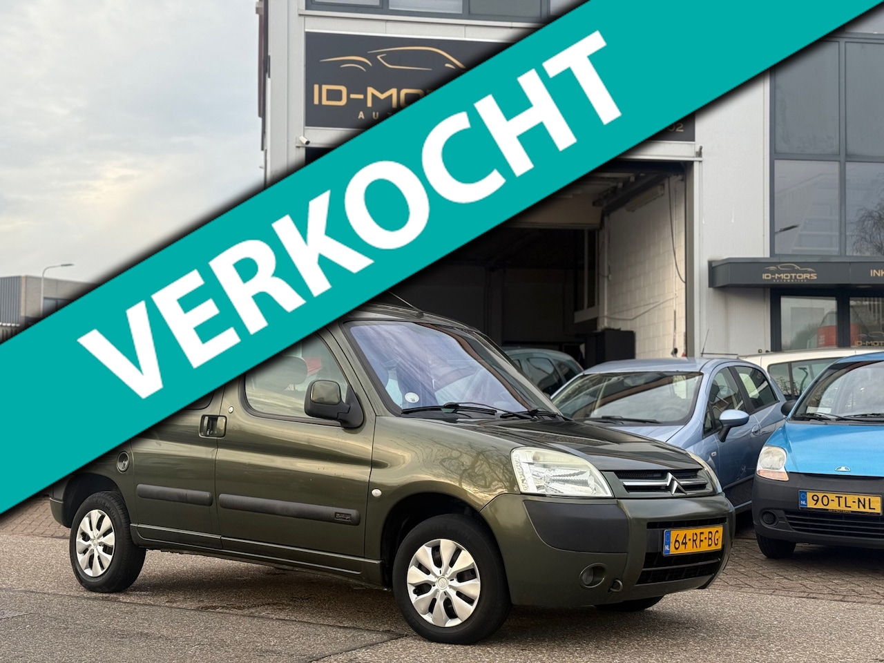 Citroën Berlingo - 1.4i Multispace nap apk airco nette staat - AutoWereld.nl