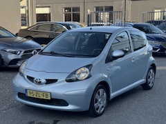 Toyota Aygo - 1.0-12V +