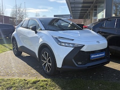 Toyota C-HR - 2.0 Plug-in Hybrid 220 Dynamic | Apple carplay & Android auto | Stuurwiel verwarming | Opl