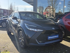 Toyota C-HR - 2.0 Plug-in Hybrid 220 Dynamic | Apple carplay & Android auto | Stuurwiel verwarming | Opl