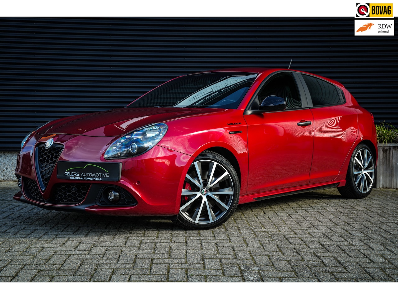Alfa Romeo Giulietta - 1.750 Turbo Veloce | Rosso Competizione | Clima | CC | Navi | Xenon | Sportstoelen | Leder - AutoWereld.nl