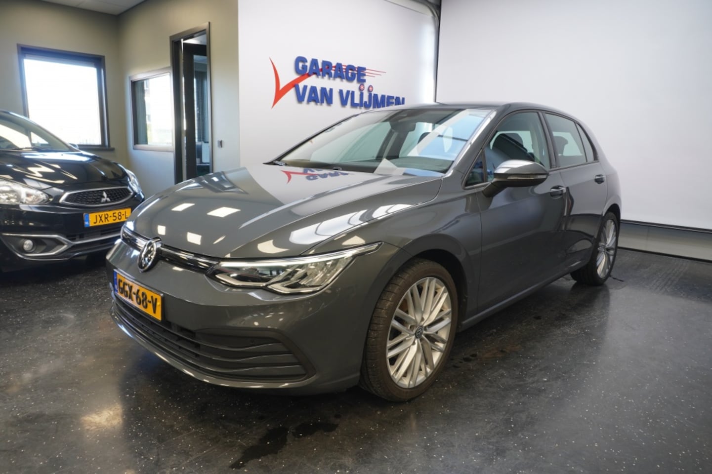 Volkswagen Golf - VIII Lim. Life - AutoWereld.nl