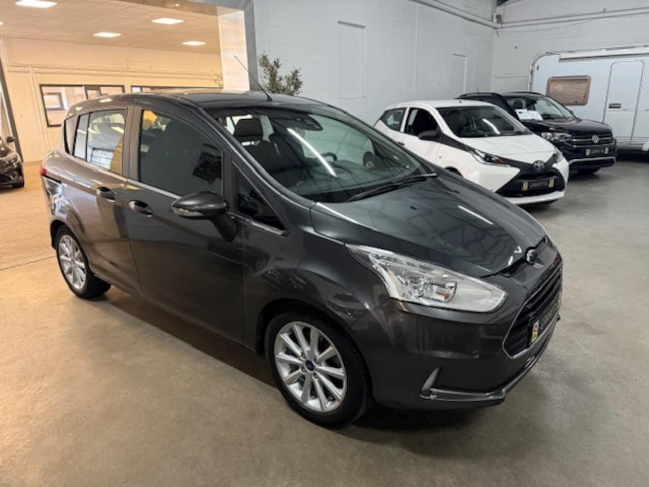 Ford B-Max - 1.0 EcoB. Titanium - AutoWereld.nl