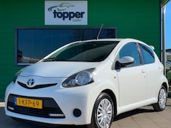Toyota Aygo - 1.0 VVT-i Access |1e Eigenaar| Navigatie | Airco |