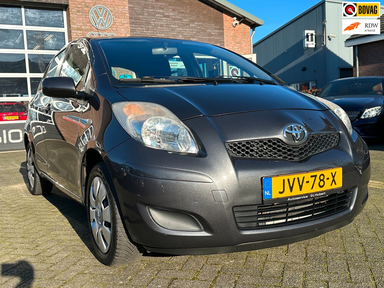 Toyota Yaris - 1.0 VVTi Acces. 5-Deurs. Airco. 2de eig. - AutoWereld.nl